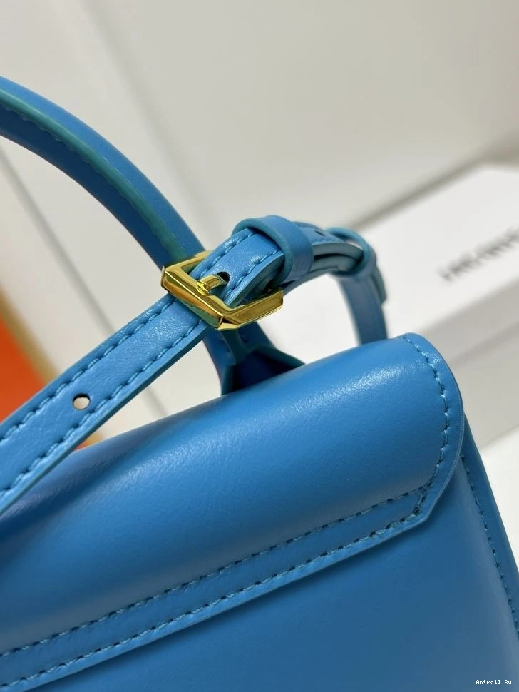 83874 WaterResistant Handle Top Bags Jacquemus 0710